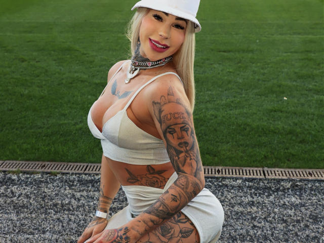 TatuadaSafadaHot - Camera khiêu dâm &amp; quyến rũ trực tiếp - 23149337