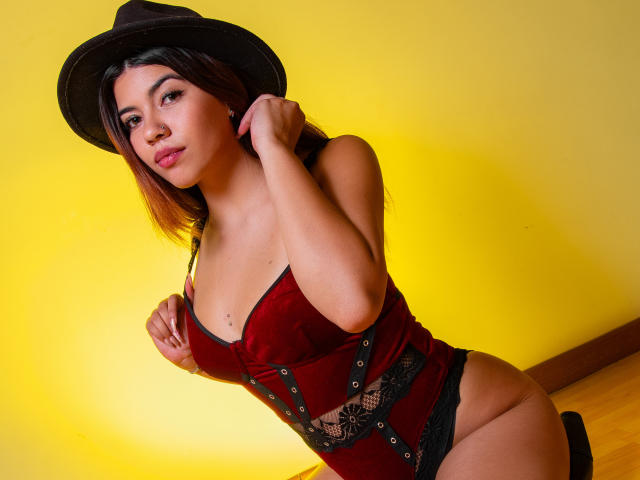 SofiaFerri - Sexe cam en vivo - 23153225