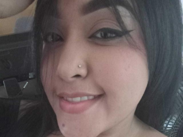 GinnaRouse - Camera khiêu dâm &amp; quyến rũ trực tiếp - 23155037