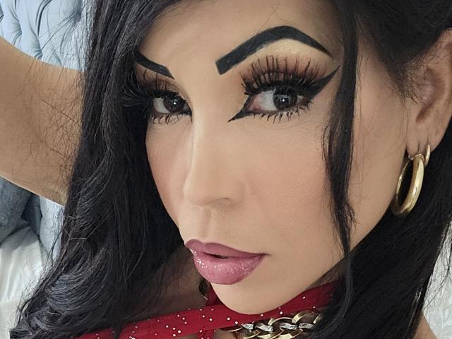 SquirtLatinQueen - сексуальная веб-камера в реальном времени - 23159341