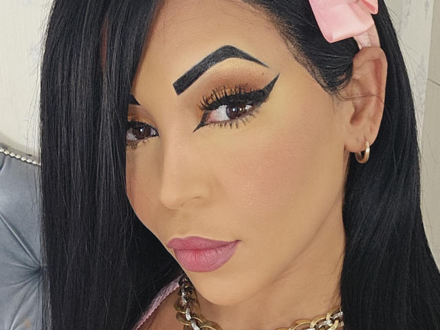 SquirtLatinQueen - Live porn &amp; sex cam - 23159437