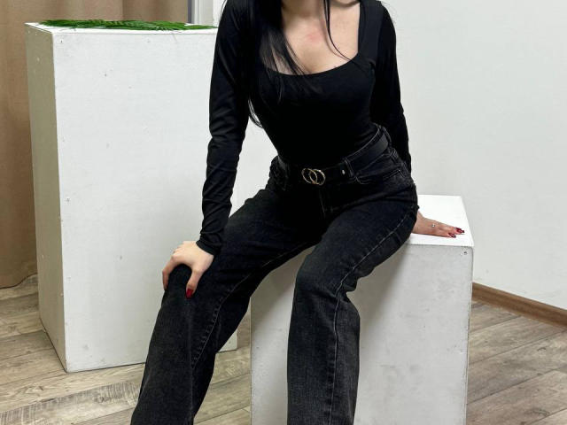 AdelinaMoor - Live porn &amp; sex cam - 23162517