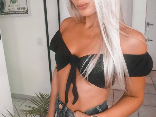 PatriciaMad-hot - Live porn &amp; sex cam - 23164177