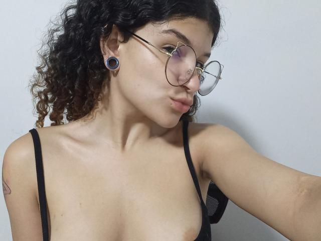 WendyBeckettX - Élő pornó és szexkamera - 23165349