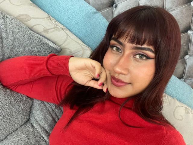 MeganWhine - Élő pornó és szexkamera - 23169165