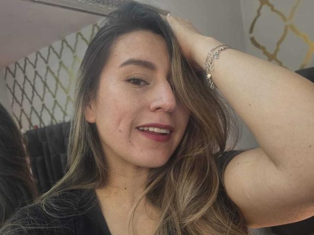 AliceDussan - Live sexe cam - 23172729