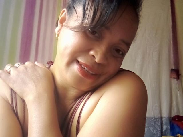 Rahel69 - Porno na żywo i seks kamera - 23174033