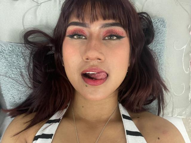 MeganWhine - Live porn &amp; sex cam - 23180705