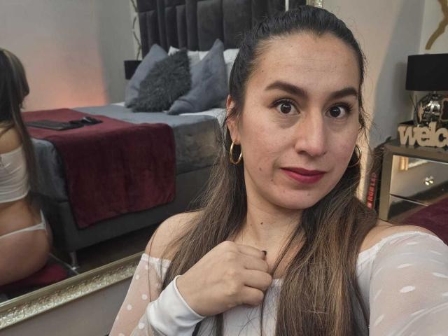 AliceDussan - פורנו בשידור חי ומצלמת סקס - 23185553