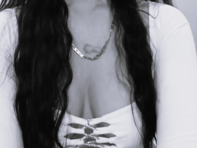 PaulineMorin - Live porn &amp; sex cam - 23185673