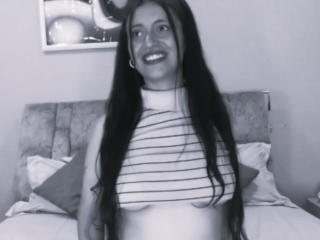 PaulineMorin - Live porn &amp; sex cam - 23185825