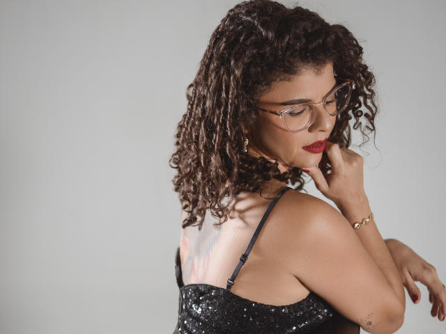 KellyWolfy - Live porn &amp; sex cam - 23186457