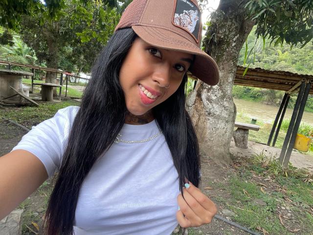 Chanelly - Porno na żywo i seks kamera - 23194013