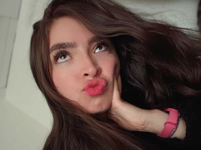 EvaMcAllister - Élő pornó és szexkamera - 23196577