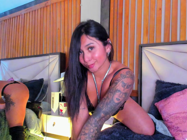 SarahOrtiz - Live sex cam - 23199681
