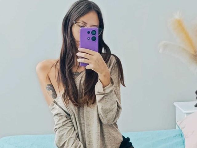 ElisaPalmer - Live porn &amp; sex cam - 23202697