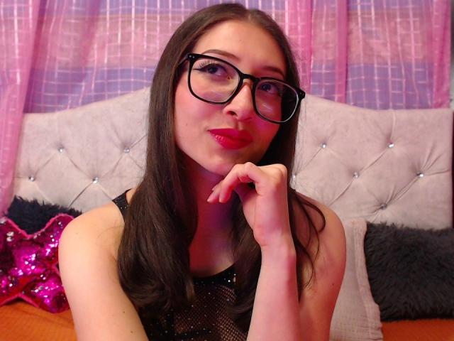 ElizabethMorrison - Live porn &amp; sex cam - 23203001