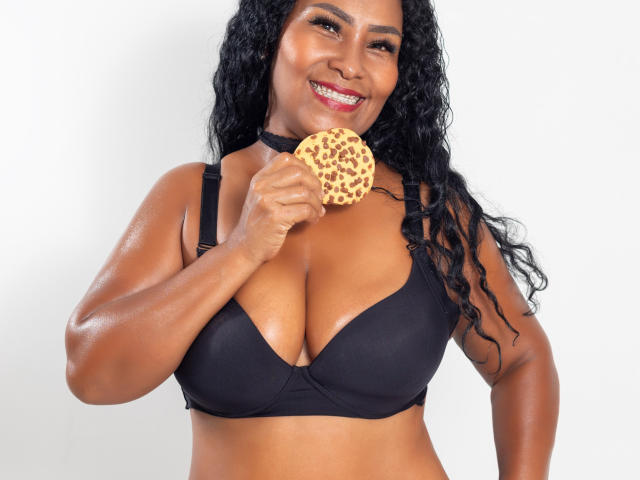 OliviaBurning69 - сексуальная веб-камера в реальном времени - 23204841