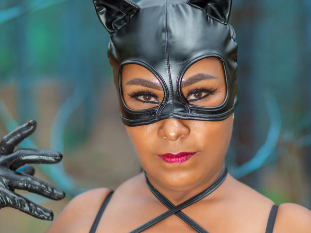 OliviaBurning69 - Camera khiêu dâm &amp; quyến rũ trực tiếp - 23204921