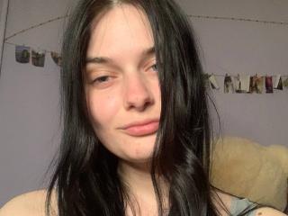 HeartQbreaker - Live sex cam - 23207365