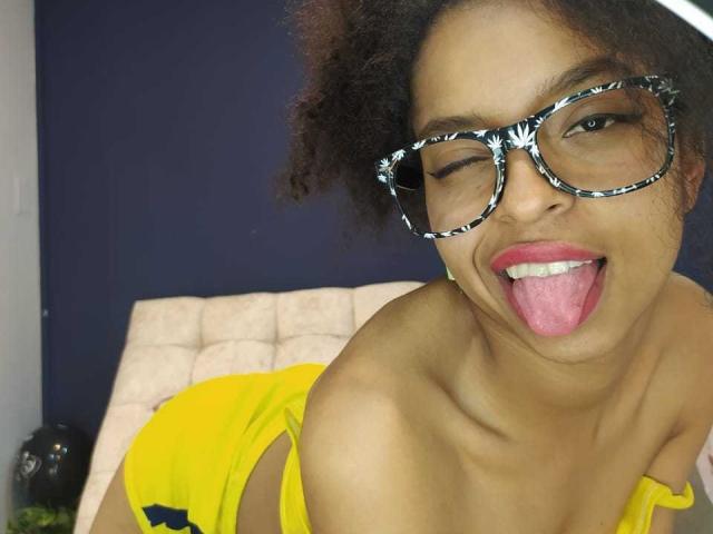 RahiaRobyn - Live porn &amp; sex cam - 23207941