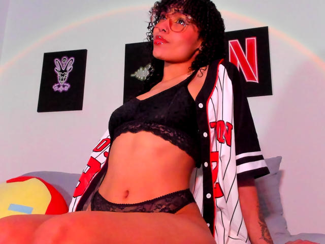 NickiBloom - Sexe cam en vivo - 23209609