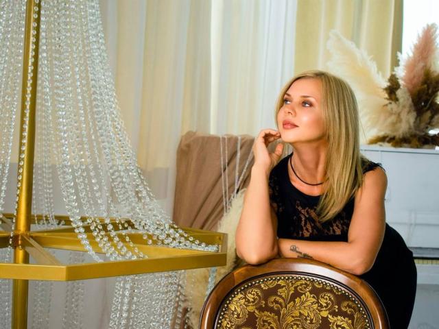 AgathaKlouin - Live porn &amp; sex cam - 23210369