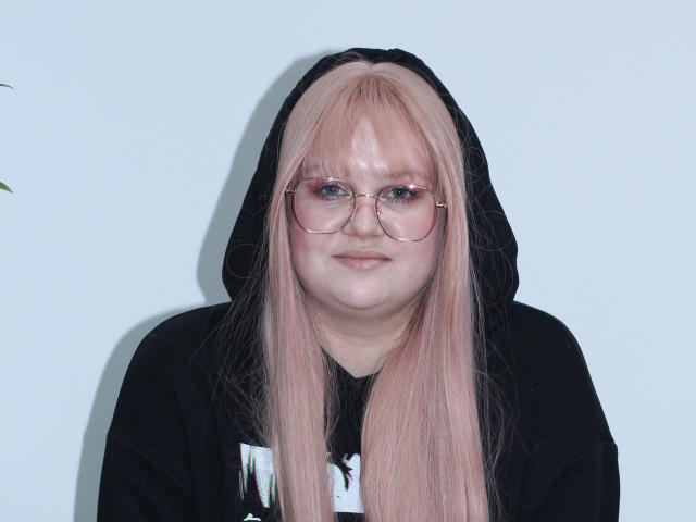 VladaFovard - Live porn &amp; sex cam - 23212637