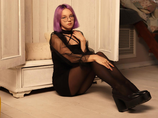 LinaBloom - Live Sex Cam - 23212689