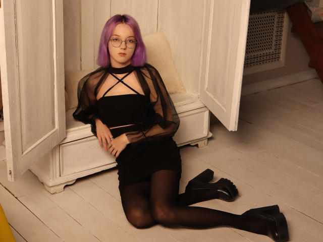 LinaBloom - Live Sex Cam - 23212697