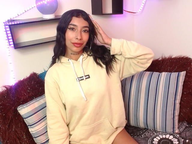 MaddyParker - Élő pornó és szexkamera - 23224925