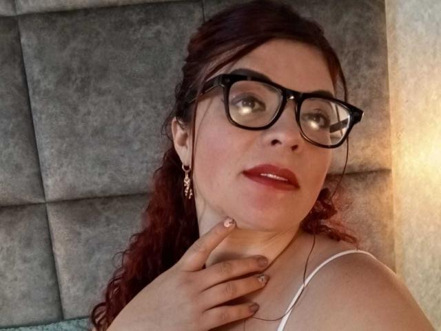 AmmyGreys - Live Sex Cam - 23229313