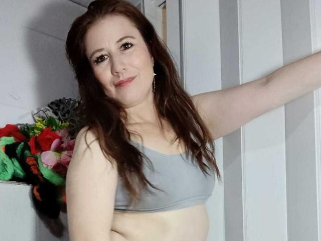 SaraBlondieMilf - Live porn &amp; sex cam - 23231677