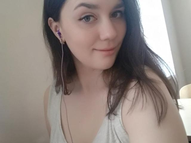 Glada - сексуальная веб-камера в реальном времени - 23232733