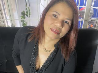 SarahMorelli - Live porn &amp; sex cam - 23233817