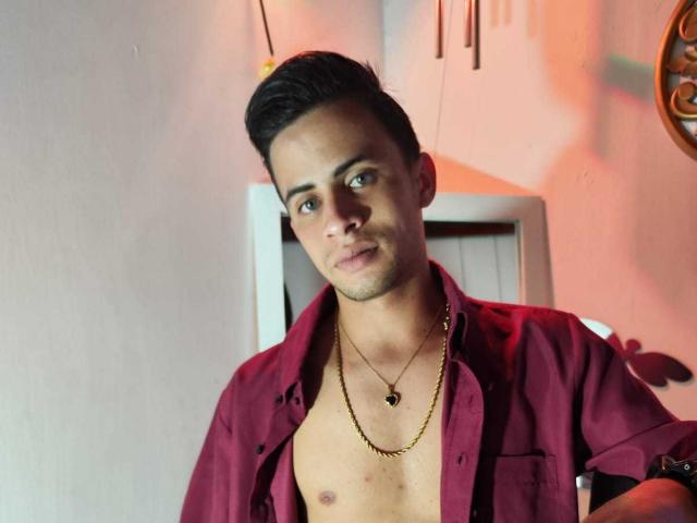 AlfonsoNauthy - Sexe cam en vivo - 23235573