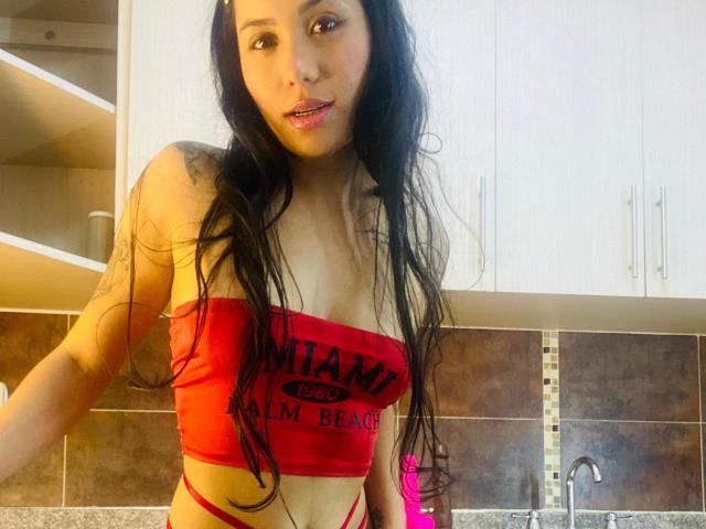AlisonFerry - Sexe cam en vivo - 23240049