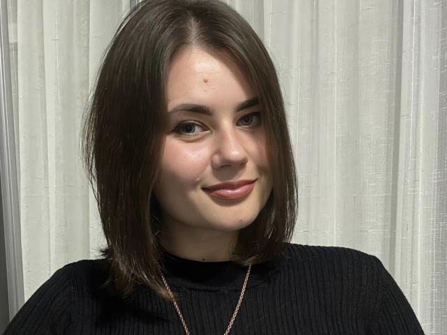 AdrianaXFlirt - Live porn &amp; sex cam - 23240125