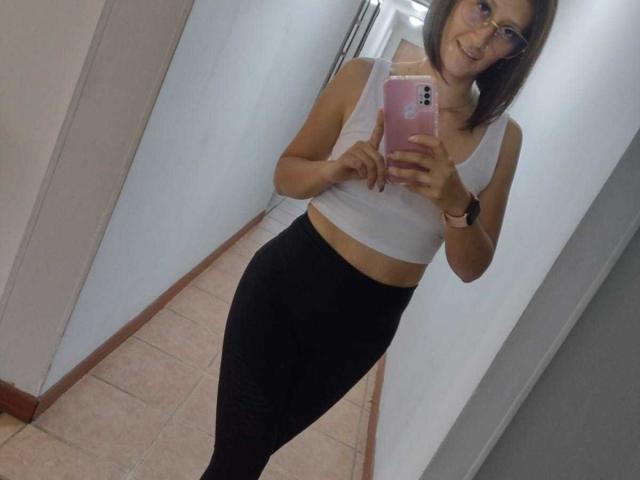 SharisWillian - Live porn &amp; sex cam - 23240777