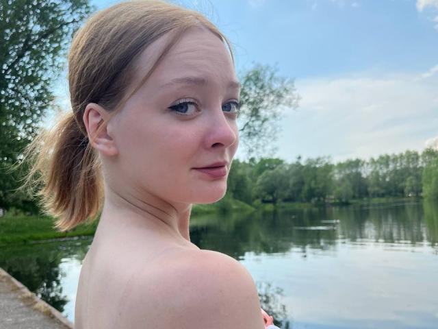 RadiantsLoves - Live porn &amp; sex cam - 23240825