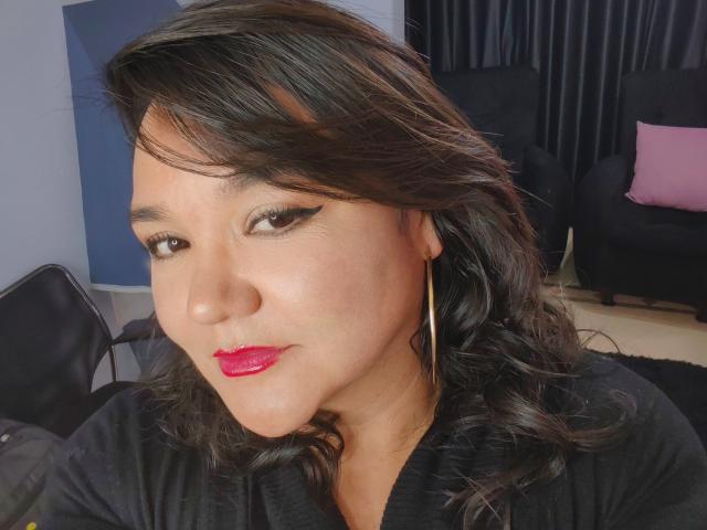 PerlaBennett - Live porn &amp; sex cam - 23245685