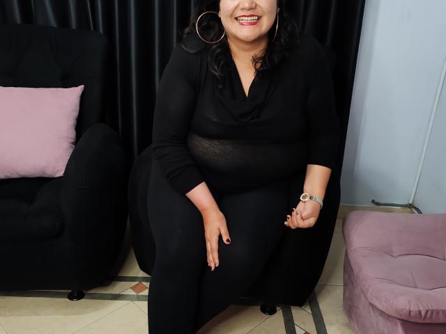 PerlaBennett - Live porn &amp; sex cam - 23245689