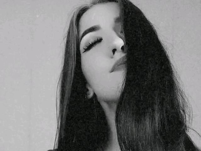 LeksaGlamour - Live porn &amp; sex cam - 23248025