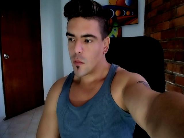 MatthewRay - Live sex cam - 23253889