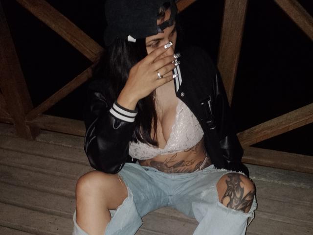 MiaFinaa - Sexe cam en vivo - 23253969