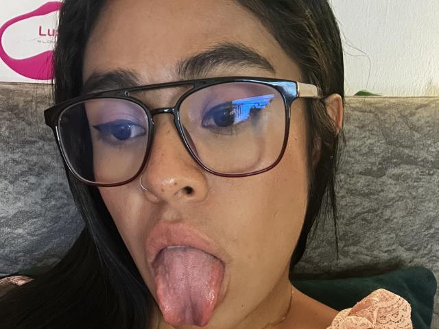 StellaBeckker - Live porn &amp; sex cam - 23255789