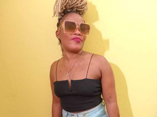 BigFatAssMiss - Sexe cam en vivo - 23257161