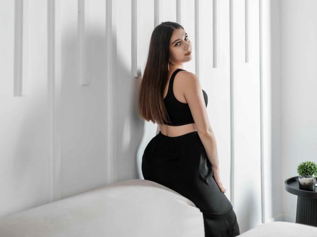 MilanaKitty - Live porn &amp; sex cam - 23258513