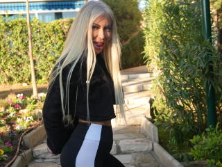 BellaTwine - Camera khiêu dâm &amp; quyến rũ trực tiếp - 23262753