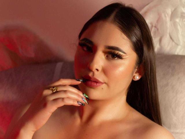 AntonellaLeroy - Live porn &amp; sex cam - 23264873